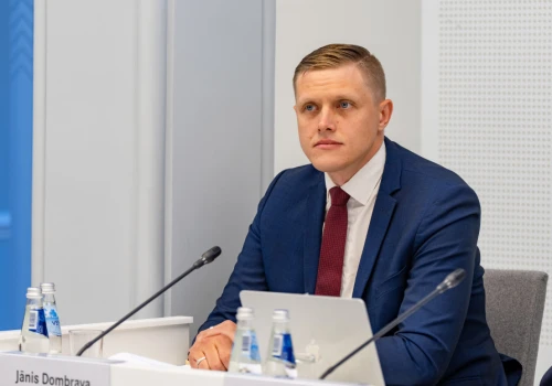 Białoruś skutecznie uderzyła w Łotwę? Sprzeczne ruchy rządu ws. uszczelnienia granicy