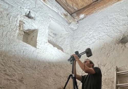 Niezwykłe odkrycie w piwnicy. Archeolodzy znaleźli średniowieczny statek