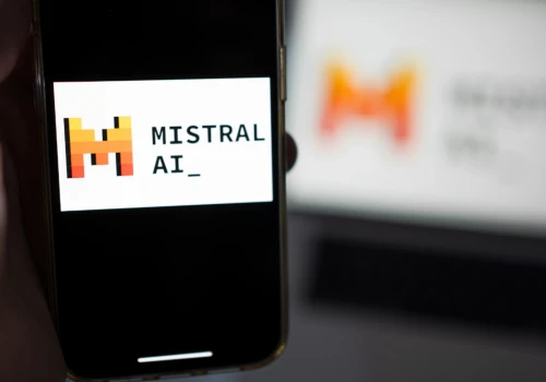 Francja odcina się od OpenAI. Po cyberataku rząd stawia na własną AI