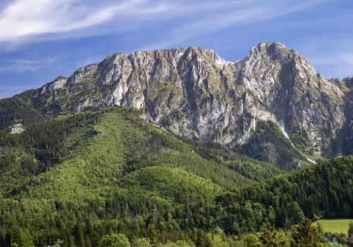 125 lat najsłynniejszego krzyża. Bez tego symbolu trudno sobie wyobrazić Tatry