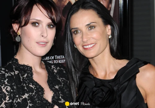 Urocze zdjęcie Demi Moore z córką. Z wyjątkowej okazji wrzuciła kadr sprzed lat