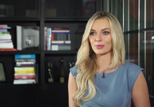 Karolina Bielawska: Dzięki koronie Miss Świata trafiłam do wielkiego świata. Jednego dnia budziłam się w Botswanie, a drugiego w Wietnamie