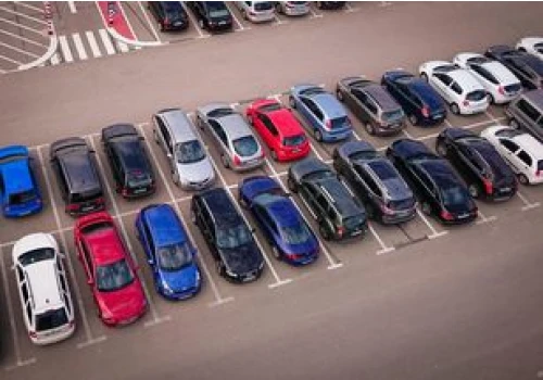 Maile o opłacie za parking. Fala fałszywych wiadomości
