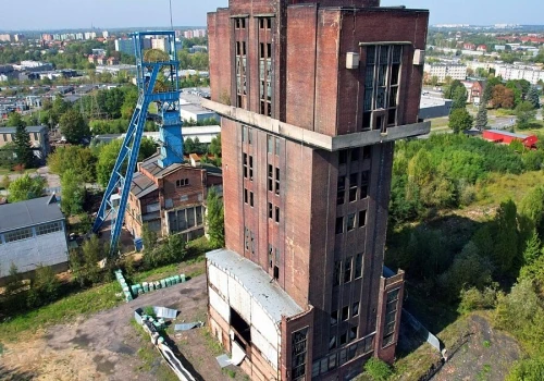 Szyb Krystyna. Niezmiennie zachwyca, to perełka modernistycznej architektury