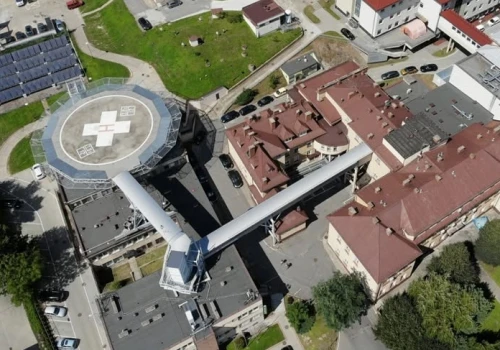Przyjmie śmigłowce LPR, ale też ciężkie helikoptery służb mundurowych. Lądowisko przy bocheńskim szpitalu przejdzie modernizację