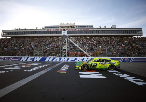 Finisz sezonu regularnego NASCAR Cup Series w Motowizji
