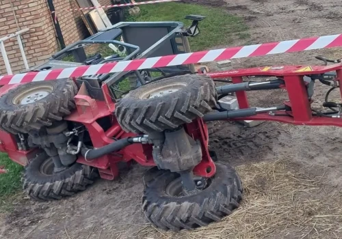 Koszmarne zdarzenie z udziałem 52-latka. Przygniotła go ładowarka