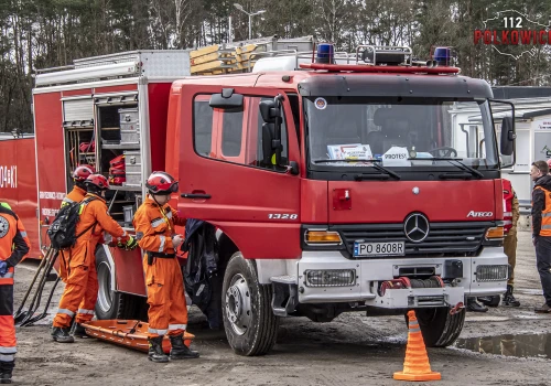 Poznańska komenda zamawia nowy samochód dla SGPR