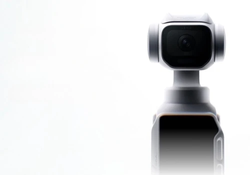 Odłączany ekran i logo Leica. Znamy datę premiery Insta360 Luna Pro