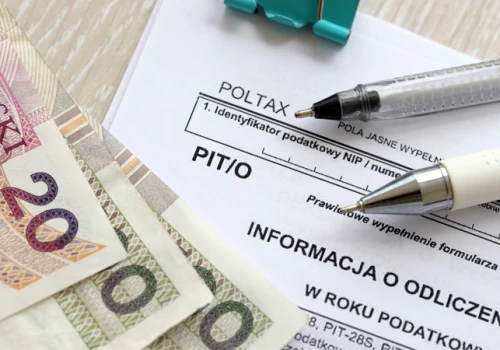 Nowy próg PIT rekompensuje zaledwie 41 proc. strat podatników