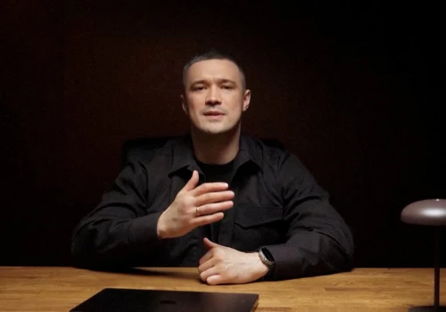 Zdymisjonowany minister obrony wzywa do wyborów w Ukrainie. 