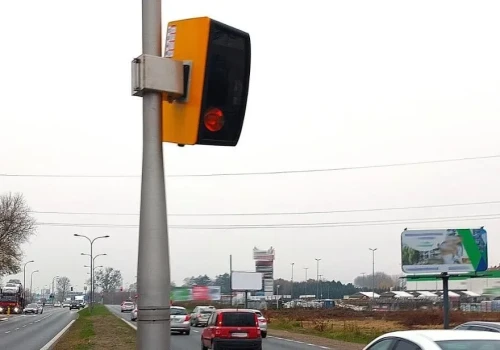 Fotoradar robił zdjęcia kierowcom. Wysyłał je do Rosji