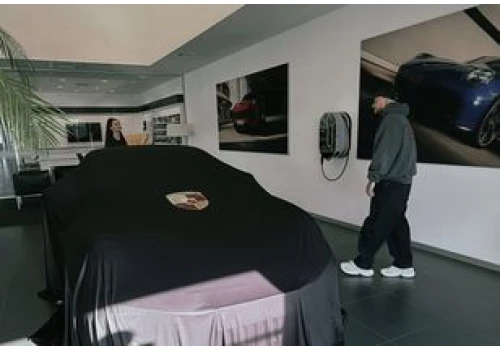 Książulo spełnił marzenie. Odebrał je w salonie Porsche