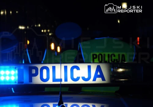 Śmiertelny wypadek w Śródmieściu. Nie żyje 21-letni motocyklista. Pierwszeństwo wymusił kierowca przewozu osób