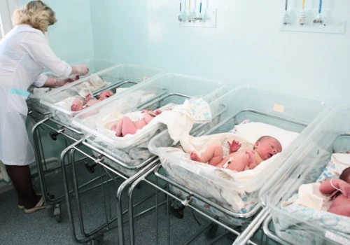 Najczęściej wybierane imiona dla dzieci. Podano najnowszy ranking