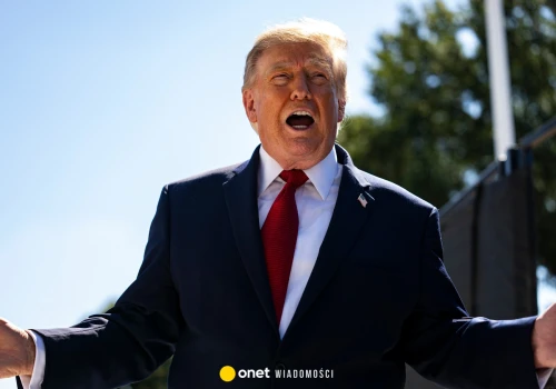 Donald Trump wstrzymał cła dla Kanady. 