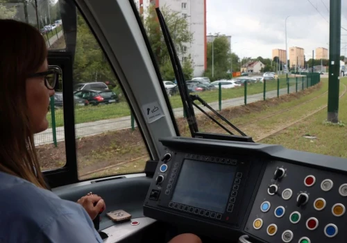 Chcesz prowadzić tramwaj w Krakowie? MPK sfinansuje kurs i da pracę