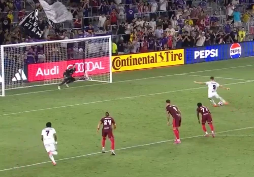 Noga mu nie zadrżała. Tak Lewandowski strzelił kolejnego gola w MLS