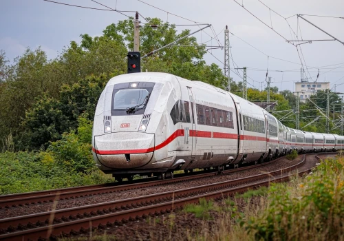 Matka wyszła na papierosa. Dwoje dzieci pojechało pociągiem dalej bez niej