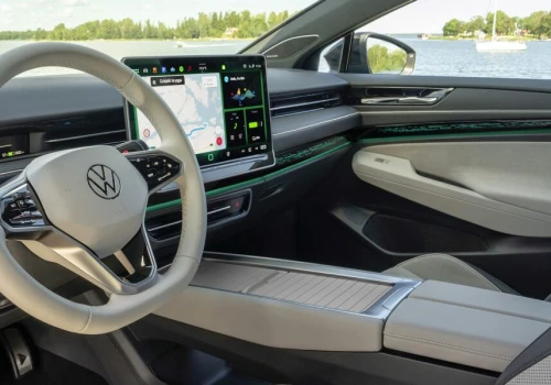 Volkswagen po raz kolejny przyznaje się do błędu. Tak tłumaczy rezygnację z przycisków i pokręteł