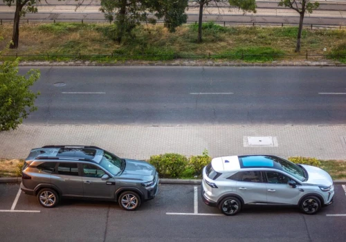 Dacia Bigster 140 LPG czy Renault Symbioz 120 LPG? Porównanie