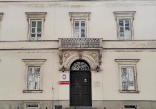 Kampanie edukacyjno-promocyjne o profilaktyce za miliony. 11 agencji chce pracować dla MZ