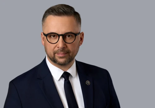 Minister Marcin Kulasek dla FA: Środki na naukę to nie koszt, lecz kapitał