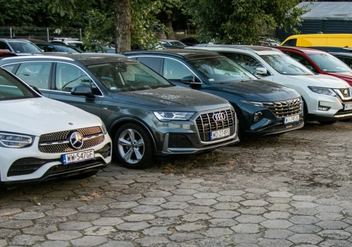 Marka i model, a dopiero potem cena. Tak Polacy kupują auta