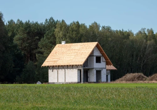 Nowe przepisy blokują budowę domów. Od września zacznie się walka o własną działkę