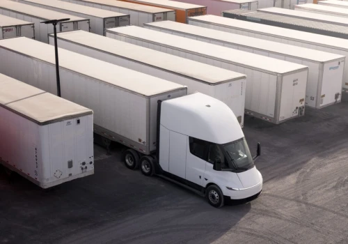 Einride zamówiło aż 500 Tesli Semi. To ta sama firma, która chwaliła się technologią autonomicznych ciężarówek