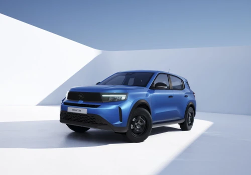 Opel Frontera dostaje nowy podstawowy silnik. Najtańsza wersja Start debiutuje na rynku