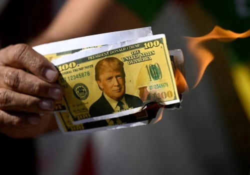 Dolar wyraźnie traci przez administrację Trumpa. Złoty w lepszej formie może jeszcze zyskać