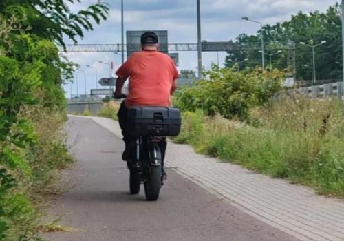 Sprawna akcja służb i lokalnej społeczności – uciekinier z Bemowa schwytany