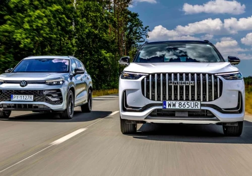 Jaecoo 8 kontra Volkswagen Tayron – dwa SUV-y w jednej cenie. Który jest lepszy: chiński czy niemiecki? | PORÓWNANIE