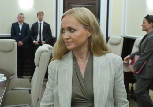 Szpitale mają czas do 30 października. Miliard złotych na konsolidację