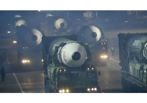 Zimny prysznic dla Trumpa. Pomylił się o kilkadziesiąt głowic atomowych