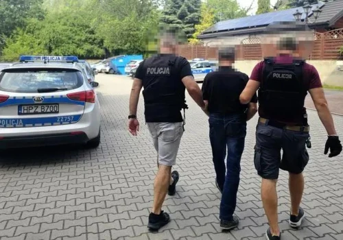 Pijany Ukrainiec spowodował trzy wypadki. Śmiał się policjantom w twarz