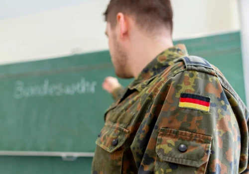 Reklama Bundeswehry na opakowaniu kebabu. Tak Niemcy zachęcają do wojska