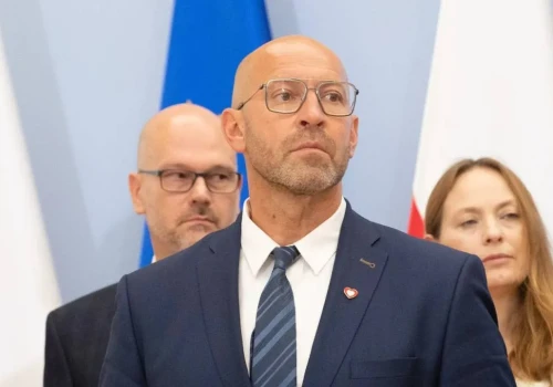 Ministerstwo sportu odcina się od kompromitującego raportu. A pytań coraz więcej