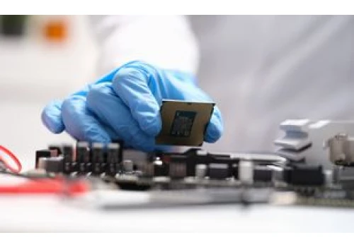 Nadchodzi nowy król wydajności. Pierwsze przecieki o Intel Core Ultra 9 4950K