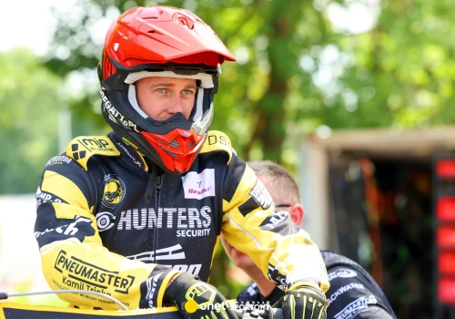 Ryan Douglas i jego ludzie sponiewierani. Tego się nikt nie spodziewał