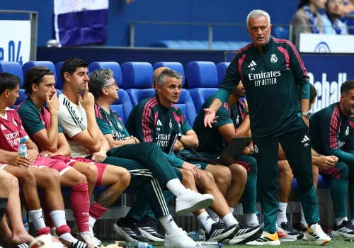 Mourinho ujawnia. Oto jak przekonał Viniciusa do pozostania w Realu