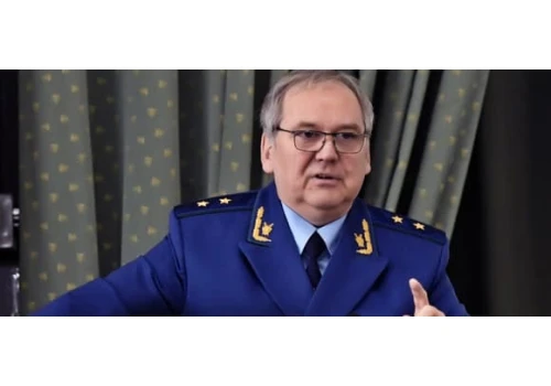 UJAWNIAMY. Działają na rzecz Putina. Co robią w piśmie naukowym związanym z Akademią Sztuki Wojennej?