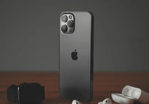 Premiera nowego telefonu? Uważaj, oszuści tylko na to czekają!
