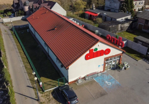 Najważniejsza decyzja twórcy Dino nie dotyczyła sklepów. Tak zbudował fortunę