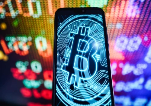 Bitcoin kontynuuje rajd. Trzy zielone świece i kolejny miliard wyciętych shortów