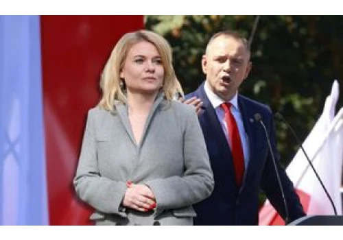 Nawrocki blokuje 