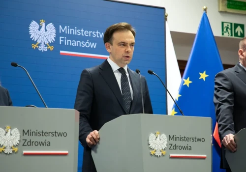 NFZ ma dostać 2 mld zł więcej. Minister finansów wskazuje źródło