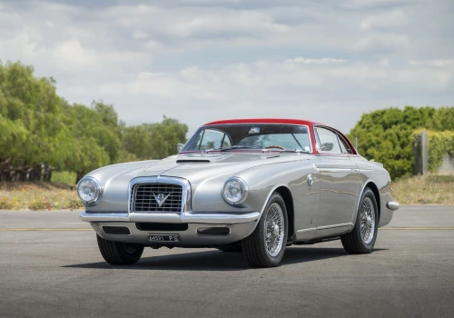 Fiat 8V od Vignale sprzedany za 692,5 tys. dolarów