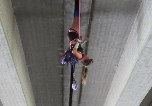 Roof Fun Climbing: Mary Eden i Sam MacIlwaine na berlińskiej „Autobahn”